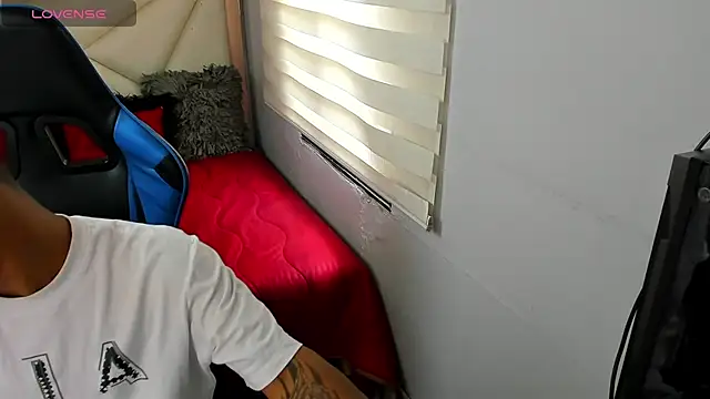 Backsex boy online show from 10/31/25, 03:35