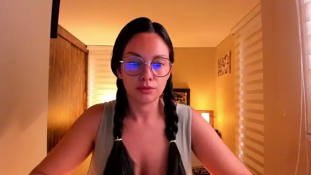 Snapshot of anabel_025 chatting on 01/19/25, 12:06 anabel 025 online show from 01/19/25, 12:06