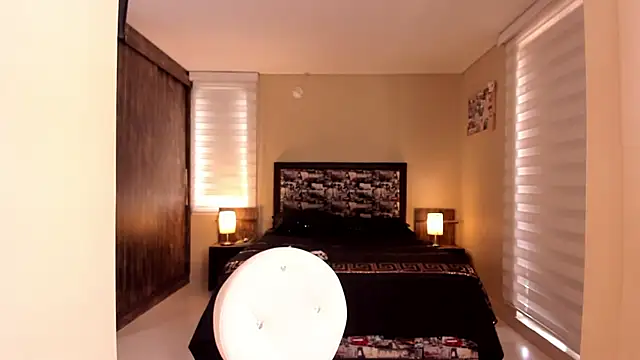 Snapshot of anabel_025 chatting on 02/25/25, 05:47 anabel 025 online show from 02/25/25, 05:47