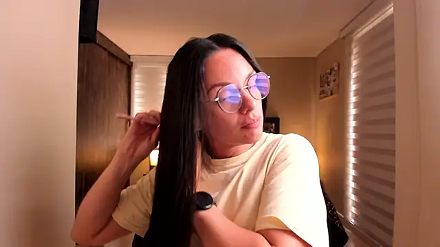 Snapshot of anabel_025 chatting on 03/10/25, 06:01 anabel 025 online show from 03/10/25, 06:01