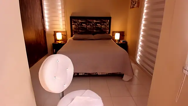 Snapshot of anabel_025 chatting on 11/05/25, 06:19 anabel 025 online show from 11/05/25, 06:19