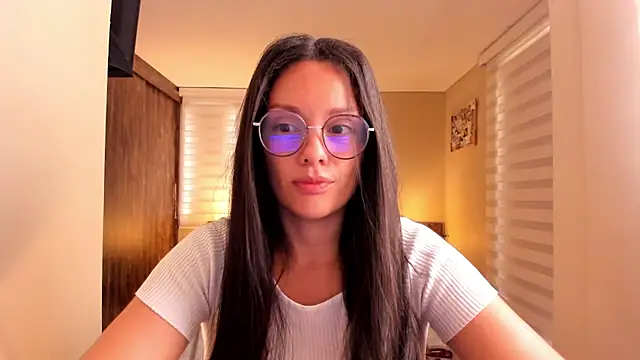 Snapshot of anabel_025 chatting on 11/29/25, 07:50 anabel 025 online show from 11/29/25, 07:50