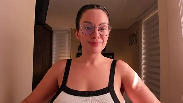 Snapshot of anabel_025 chatting on 12/01/25, 03:50 anabel 025 online show from 12/01/25, 03:50