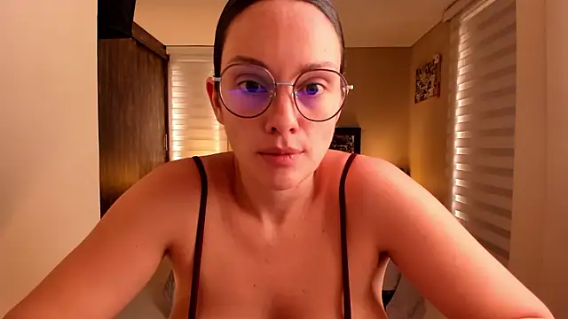 anabel 025 online show from 01/15/26, 02:43