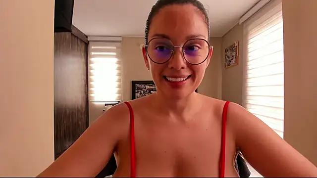 Snapshot of anabel_025 chatting on 05/23/26, 04:11 anabel 025 online show from 05/23/26, 04:11