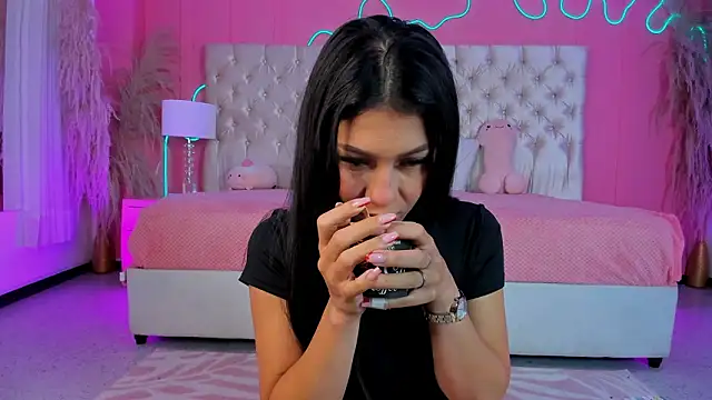 Julieta Cortes   online show from 03/05/26, 11:50