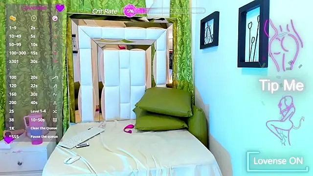 Alanna hot3 online show from 03/18/25, 10:58