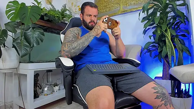 Johnnygrayson1 online show from 04/04/26, 01:37