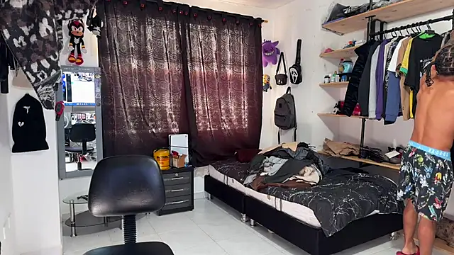 Snapshot of jokergc_2 chatting on 11/11/25, 02:50 jokergc 2 online show from 11/11/25, 02:50