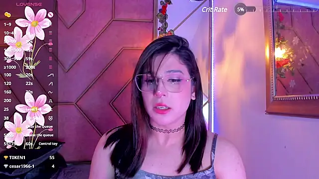 Snapshot of Yuri_Stars chatting on 02/04/25, 11:38 Yuri Stars online show from 02/04/25, 11:38