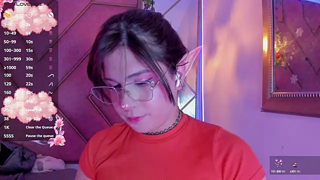 Snapshot of Yuri_Stars chatting on 02/18/25, 04:59 Yuri Stars online show from 02/18/25, 04:59