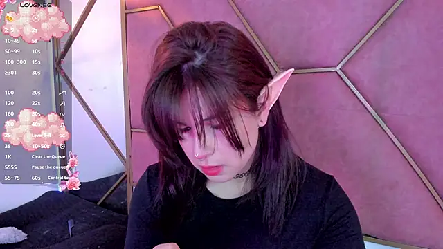 Snapshot of Yuri_Stars chatting on 03/05/25, 03:40 Yuri Stars online show from 03/05/25, 03:40