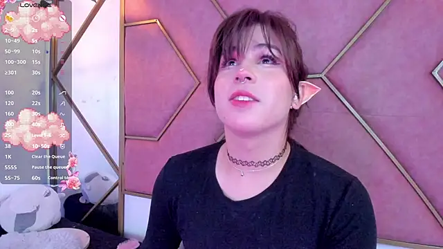 Snapshot of Yuri_Stars chatting on 03/05/25, 09:48 Yuri Stars online show from 03/05/25, 09:48