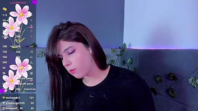 Snapshot of Yuri_Stars chatting on 03/14/25, 08:38 Yuri Stars online show from 03/14/25, 08:38