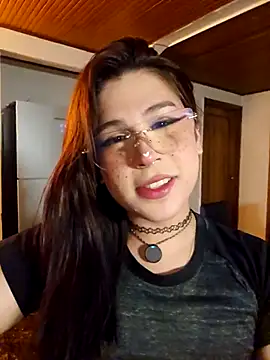 Snapshot of Yuri_Stars chatting on 09/29/25, 05:12 Yuri Stars online show from 09/29/25, 05:12