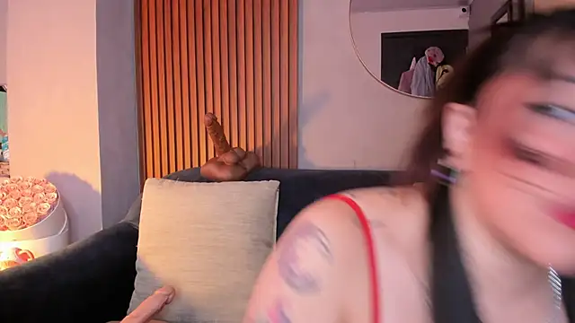 Snapshot of rose_xd chatting on 11/08/25, 04:51 rose xd online show from 11/08/25, 04:51