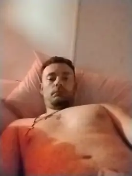 Snapshot of dadyyD95 chatting on 11/16/25, 12:11 dadyyD95 online show from 11/16/25, 12:11