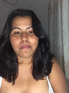 Snapshot of lollitta-33677 chatting on 02/05/25, 02:40 lollitta-33677 online show from 02/05/25, 02:40