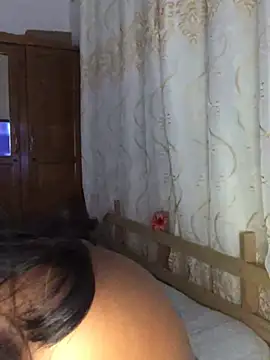 Snapshot of lollitta-33677 chatting on 02/16/25, 06:32 lollitta-33677 online show from 02/16/25, 06:32