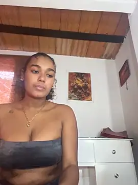 aleja montiel   online show from 03/04/25, 01:06