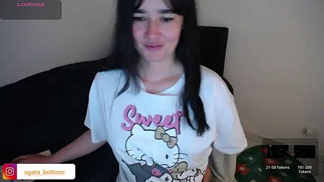 Snapshot of NewAgatha_Bolton chatting on 01/13/26, 07:41 NewAgatha Bolton online show from 01/13/26, 07:41