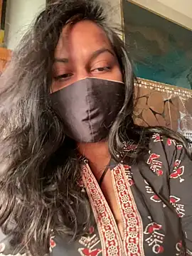 HaaniKaur online show from 01/14/26, 07:47