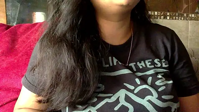 HaaniKaur online show from 05/09/26, 08:19