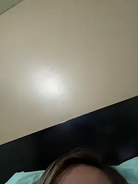 Snapshot of xLadyScarlettx chatting on 02/03/25, 05:40 xLadyScarlettx online show from 02/03/25, 05:40