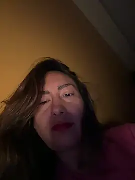 Snapshot of xLadyScarlettx chatting on 09/15/25, 02:11 xLadyScarlettx online show from 09/15/25, 02:11