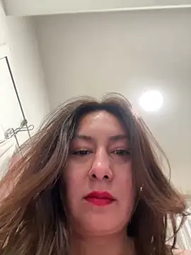 xLadyScarlettx online show from 12/15/25, 02:49