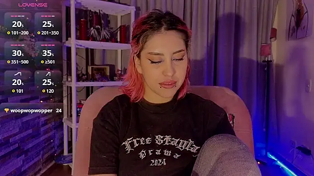 Snapshot of Hairyandsexysalma chatting on 01/13/25, 09:52 Hairyandsexysalma online show from 01/13/25, 09:52