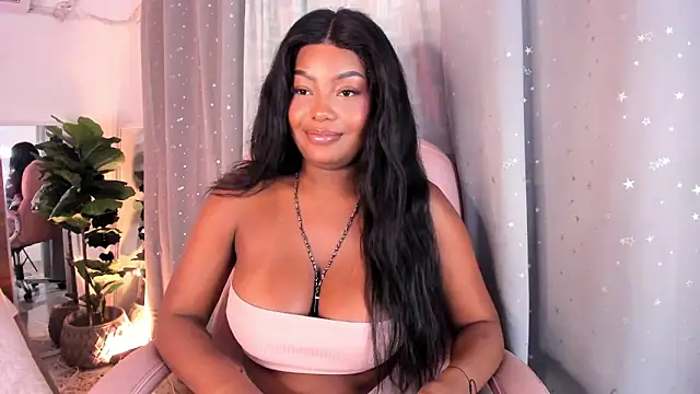 Snapshot of Isaa_Coleman_ chatting on 02/05/25, 11:28 Isaa Coleman online show from 02/05/25, 11:28