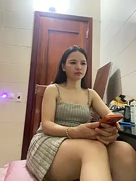 Snapshot of LiLi-Kirix99 chatting on 05/22/26, 07:19 LiLi-Kirix99 online show from 05/22/26, 07:19