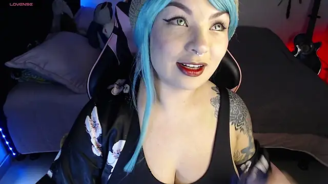 Snapshot of Theprojectsaraa chatting on 09/15/25, 01:22 Theprojectsaraa online show from 09/15/25, 01:22