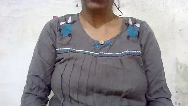 Snapshot of Rasika_Chennai69 chatting on 12/19/24, 09:38 Rasika Chennai69 online show from 12/19/24, 09:38