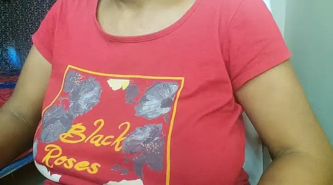 Snapshot of Rasika_Chennai69 chatting on 02/26/25, 04:47 Rasika Chennai69 online show from 02/26/25, 04:47