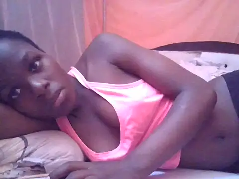 Snapshot of ebonyvalleria1 chatting on 06/18/26, 10:19 ebonyvalleria1 online show from 06/18/26, 10:19