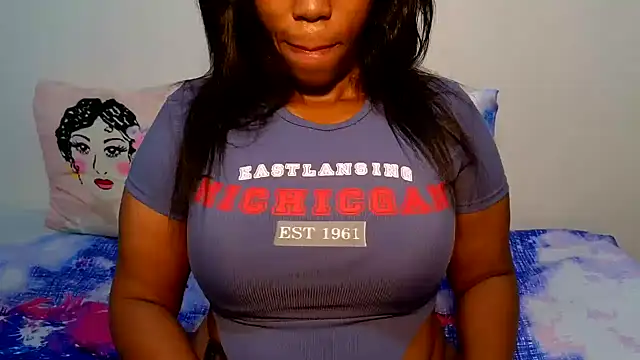 SexyFreaky  online show from 02/25/25, 07:20