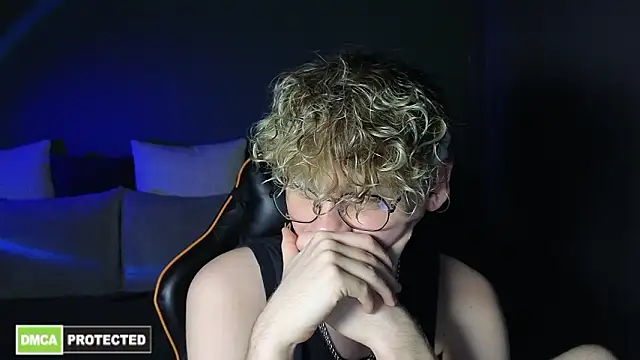 Keytaro online show from 03/21/26, 09:25