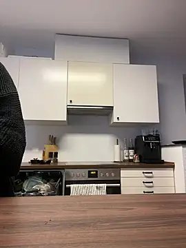 Snapshot of Fancy-Francy chatting on 01/12/25, 04:40 Fancy-Francy online show from 01/12/25, 04:40