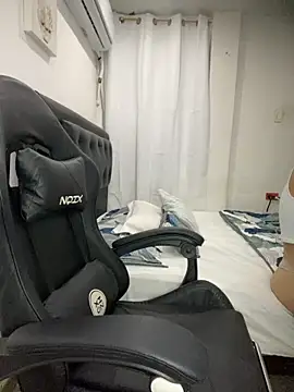 Snapshot of Belissa_miller chatting on 12/15/25, 07:18 Belissa miller online show from 12/15/25, 07:18