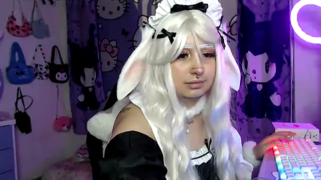 lussyevans24 online show from 10/31/25, 03:18