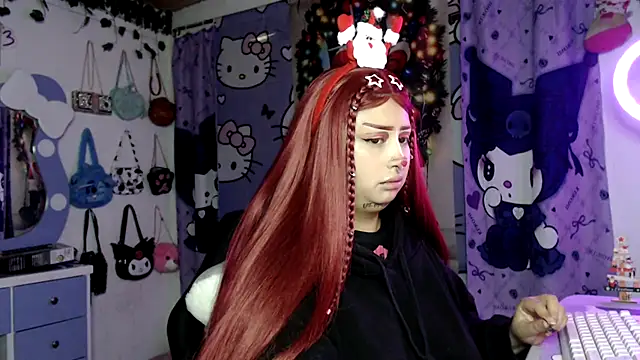 lussyevans24 online show from 12/15/25, 06:17