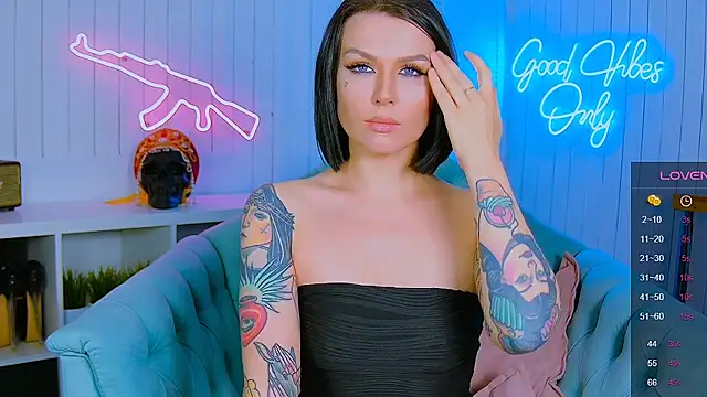 My toys pink online show from 02/19/25, 03:50