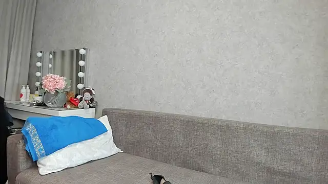 angelica marquise online show from 12/16/25, 04:56