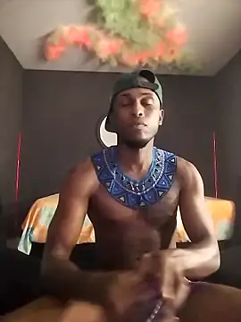 Ostinsanto online show from 11/25/25, 06:46