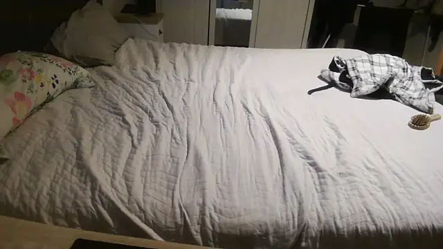 Snapshot of margotgra82 chatting on 12/12/24, 05:59 margotgra82 online show from 12/12/24, 05:59