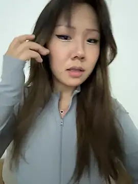 Snapshot of Kim_SLO chatting on 02/08/26, 06:33 Kim SLO online show from 02/08/26, 06:33