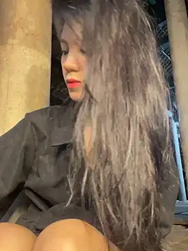 Snapshot of Baby-sexygirl01 chatting on 12/15/25, 02:10 Baby-sexygirl01 online show from 12/15/25, 02:10