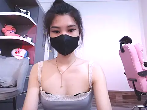 Snapshot of Baby-sexygirl01 chatting on 04/07/26, 04:18 Baby-sexygirl01 online show from 04/07/26, 04:18